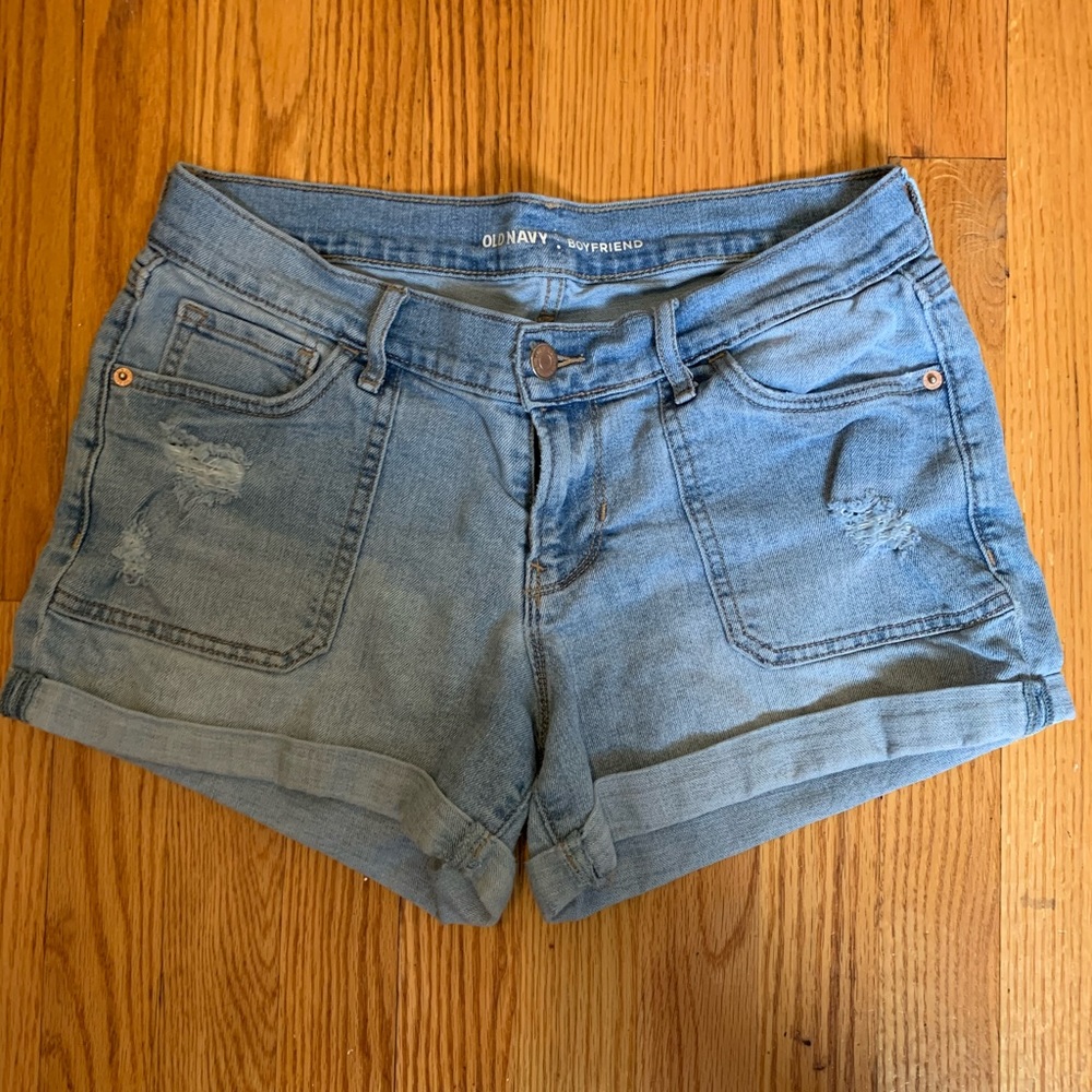 Old navy boyfriend shorts
